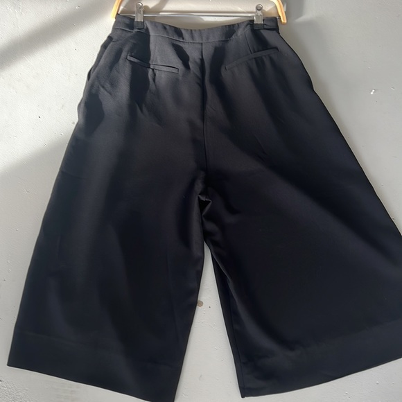 Essentiel Antwerp High Waist Black Culotte Pant with front and back pockets - Picture 2 of 6